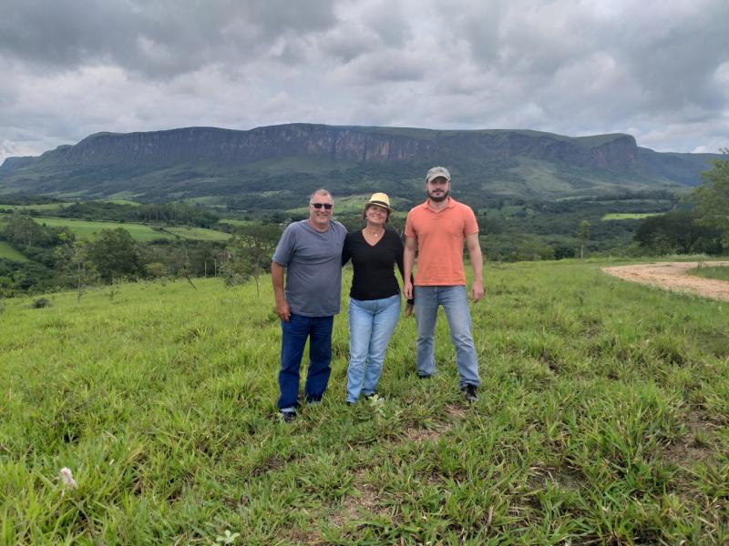 Carlos Siquieri, Márcia e Manoel Junqueira, na Serra da Canastra