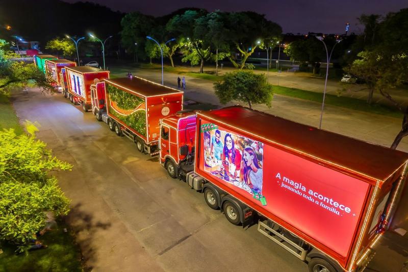 Caravana da Coca-Cola passa por Presidente Prudente nesta noite