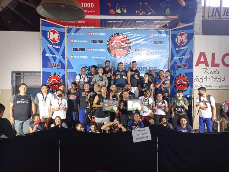 Equipe da M4BJJ Nova União participou com 60 competidores