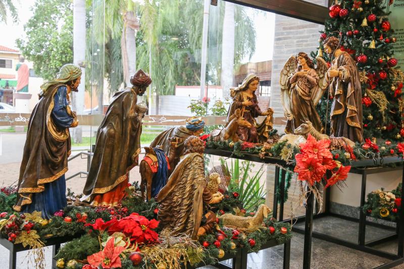 Montagem do presépio convida as pessoas a prepararem a casa para celebração do nascimento de Jesus