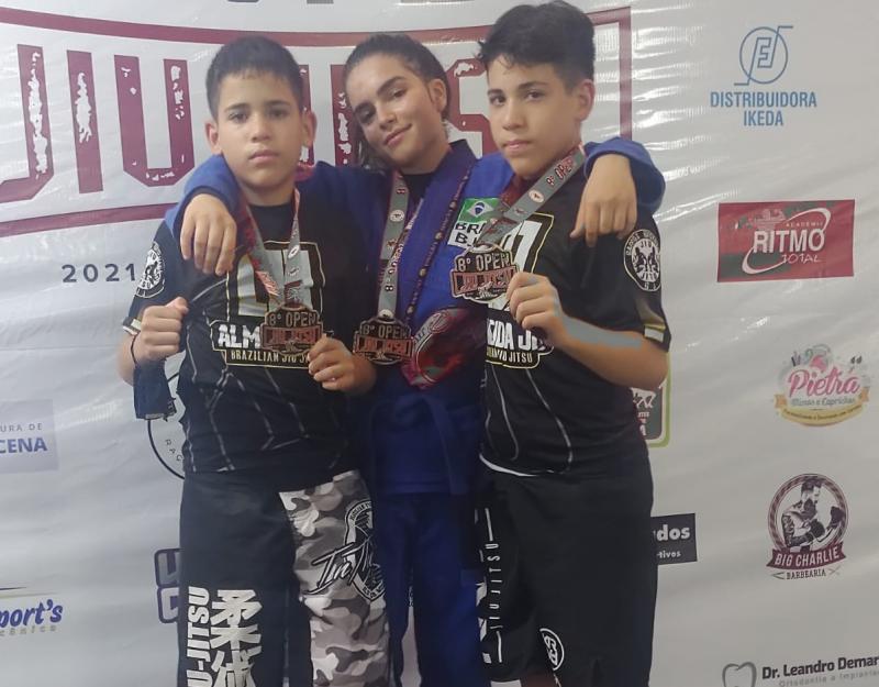 Um contra o outro, os gêmeos Ygor foi ouro e Yuri prata; Duda foi campeã juvenil até 65 kg