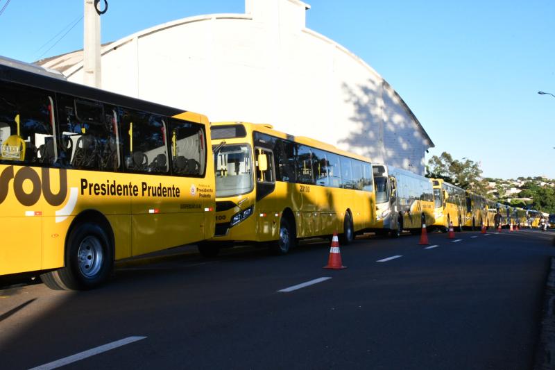 Prudente precisa chegar a 90 ônibus para atender toda população usuária, pontua o prefeito