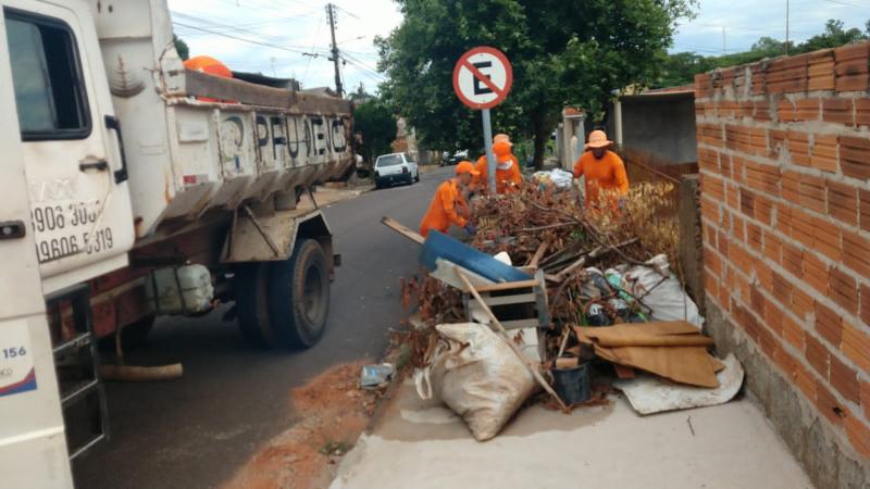 Nesta segunda-feira, trabalho teve início pelo setor oeste da cidade