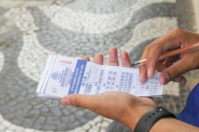 De janeiro a dezembro do ano passado, Semob registrou 273 multas pelo descumprimento à Zona Azul