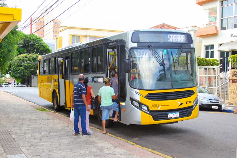 Semob informa que incluiu mais ônibus nas linhas em horários de maior movimentação de passageiros