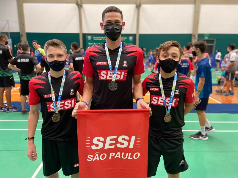 Resultados de Vinicius (bronze), Caio (prata) e Leandro (bronze) chamaram a atenção da técnica