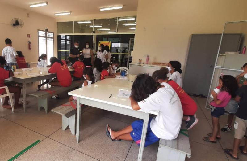 Nas aulas semanais, alunos vão aprender diversas técnicas de desenho e pintura