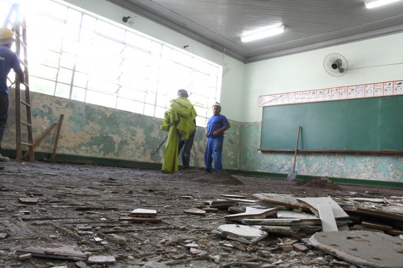 Devido às obras, escola realizou adequações como mudança de salas de aula