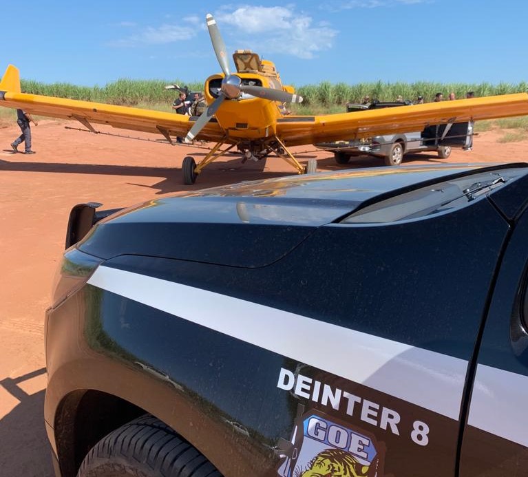 Droga estava no interior de uma aeronave que, momentos antes da apreensão, havia aterrissado em pista de pouso na zona rural de Teodoro