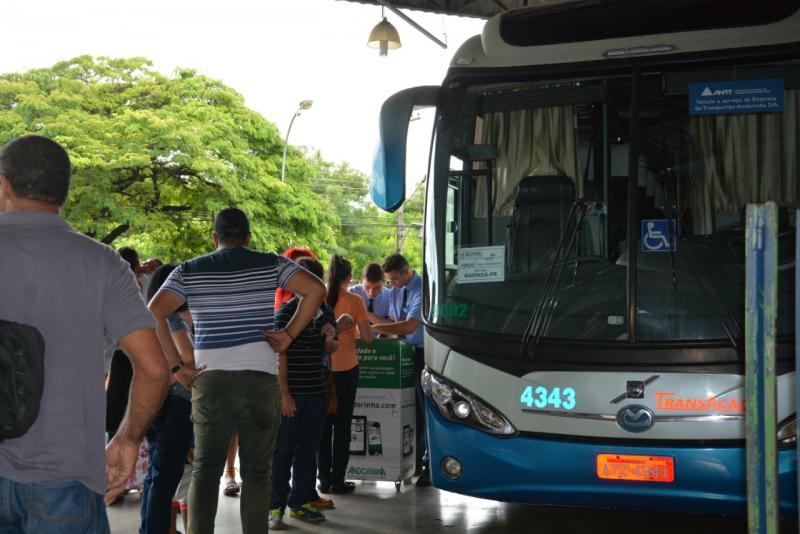 Ao todo, 40 ônibus extras foram colocados à disposição dos passageiros