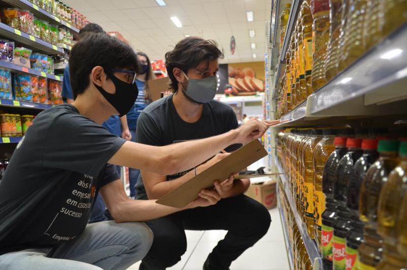 Levantamento foi realizado em seis supermercados da cidade no dia 20 de abril