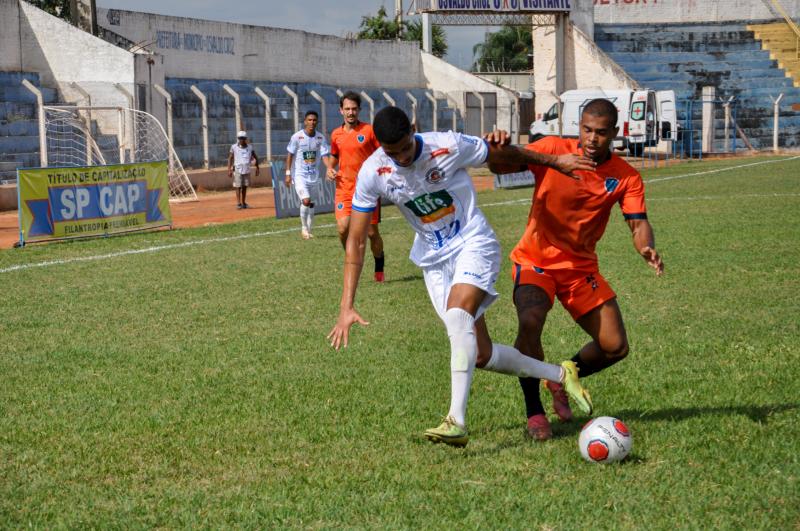 Na última rodada, jogando em casa, porém sem torcida, Azulão empatou por 2 a 2 com o Assisense