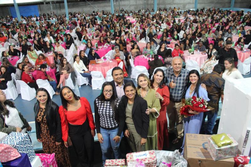 Recorde de público na festa de Narandiba com mais de 1.300 mães reunidas