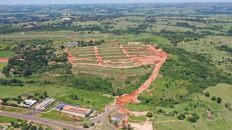 O Altos de Prudente está localizado na continuação da Avenida Miguel Damha, após a Rodovia Júlio Budiski