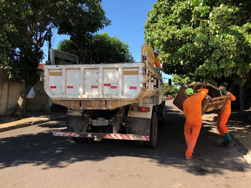 Mutirão para recolhimento de materiais inservíveis seguirá com três caminhões neste fim de semana