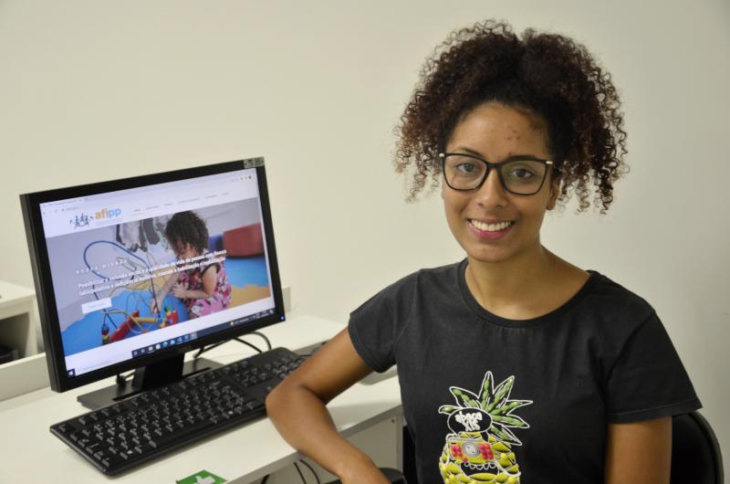 Estudante Rayara Macedo desenvolverá novo sistema de informação para Afipp, junto ao colega Adriel Benvindo