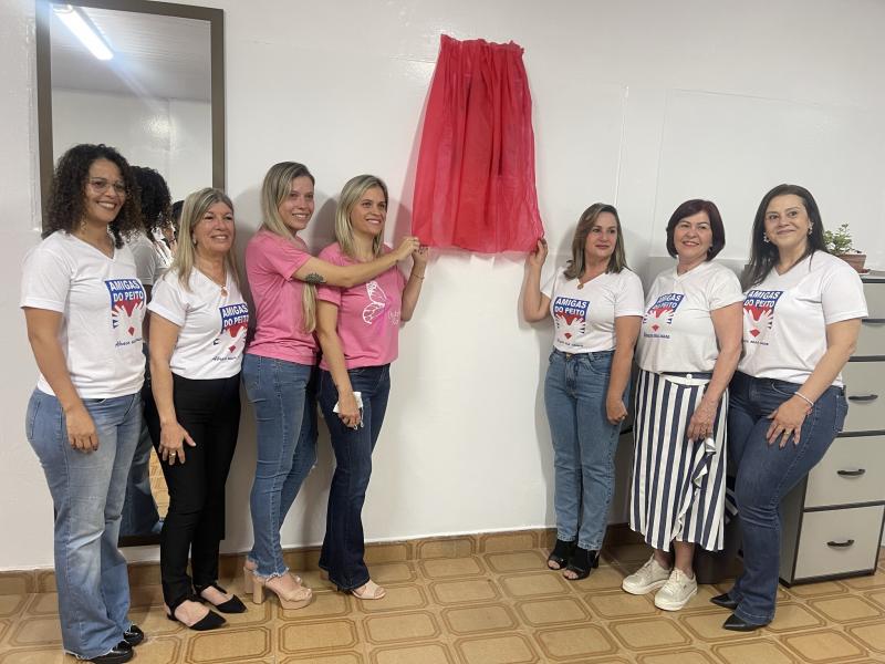 DIRETORIA DO GRUPO AMIGAS DO PEITO INAUGURA A SALA DE FISIOTERAPIA “MARLI CERVANTES”