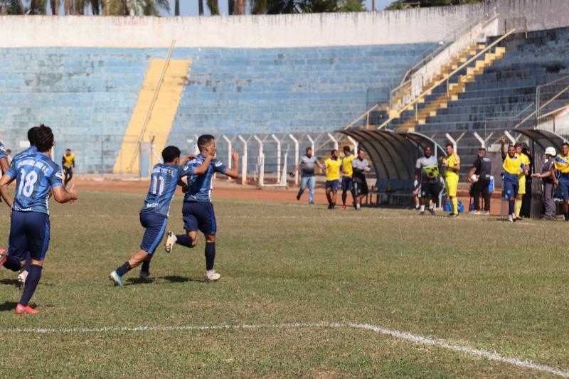 No último jogo no Brenão, Osvaldo Cruz venceu Santacruzense por 2 a 0