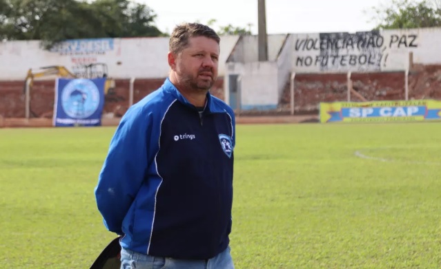 Para André Alves, classificação foi perdida nos últimos dois jogos da equipe em casa