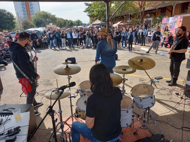 Aberta a toda a população, feira já se tornou tradicional na cidade