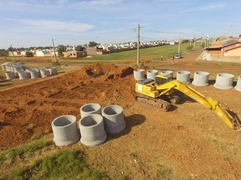 Obra, que pretende acabar com os alagamentos, foi orçada em R$ 5 milhões