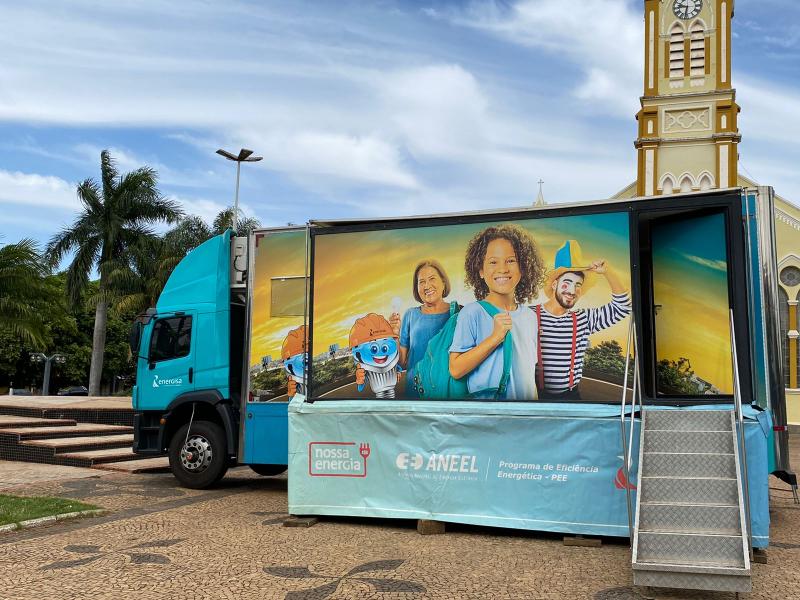 Inscritos na tarifa social podem comparecer à Praça da Matriz e levar suas lâmpadas usadas