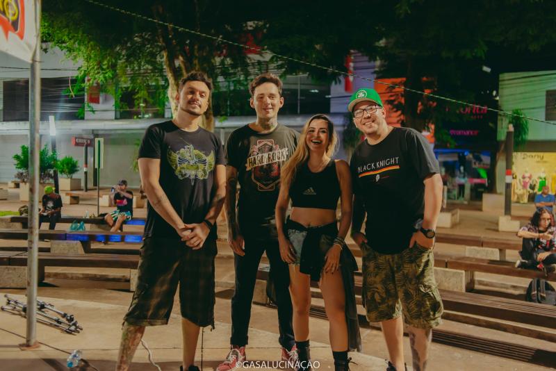 Músicos têm mais de 10 anos de estrada, com influências do rock, blues e pop