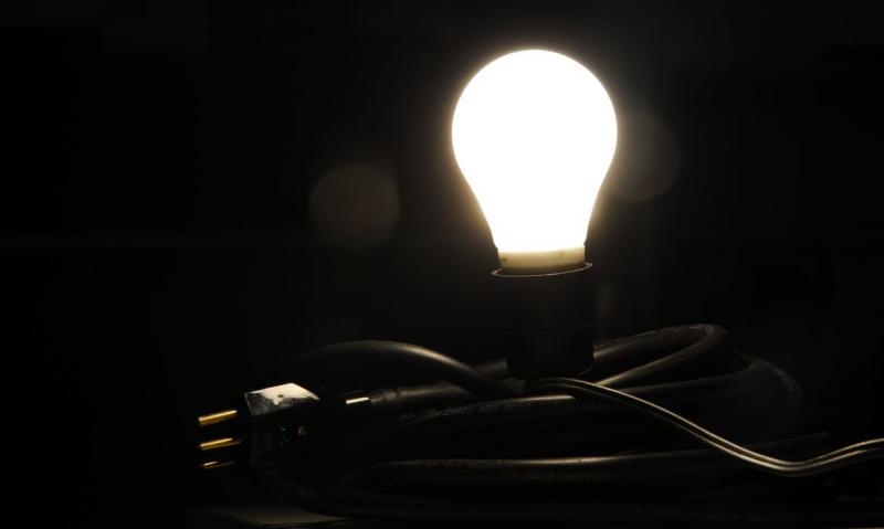 Clientes cadastrados na tarifa social de energia elétrica podem fazer troca gratuita