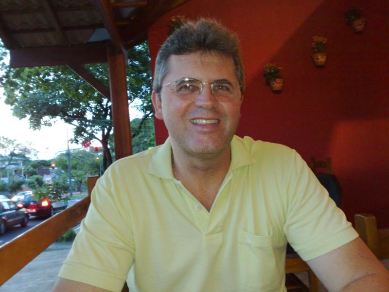 Professor Silvio Camarini foi vítima de infarto fulminante