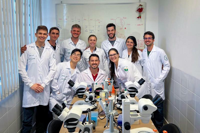 Minicurso no Laboratório de Biotecnologia em Saúde, no campus I da Unoeste