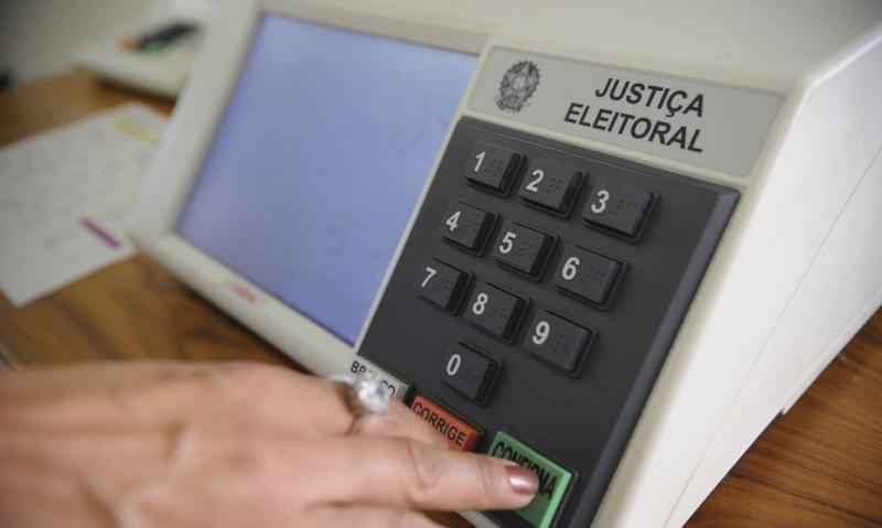 Eleições ocorrem neste domingo, entre 8h e 17h