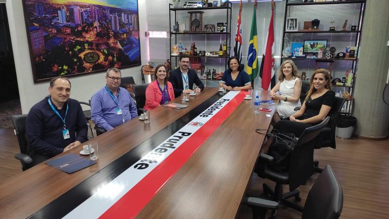 Encontro ocorreu no gabinete do Paço Municipal