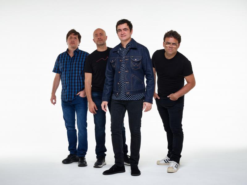 Em quase 30 anos de história, banda soma 9 álbuns de estúdio, com mais de 5 mi de exemplares vendidos
