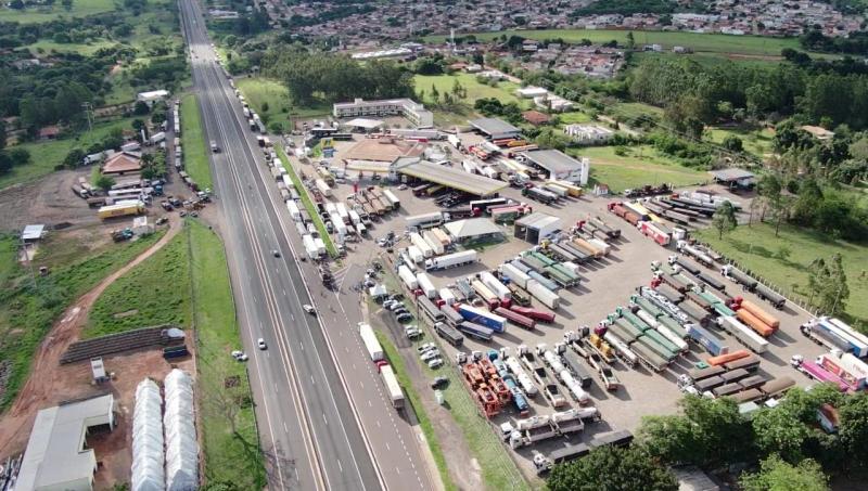 Na região, Polícia Rodoviária identificou 3 pontos de manifestação de caminhoneiros na Raposo Tavares