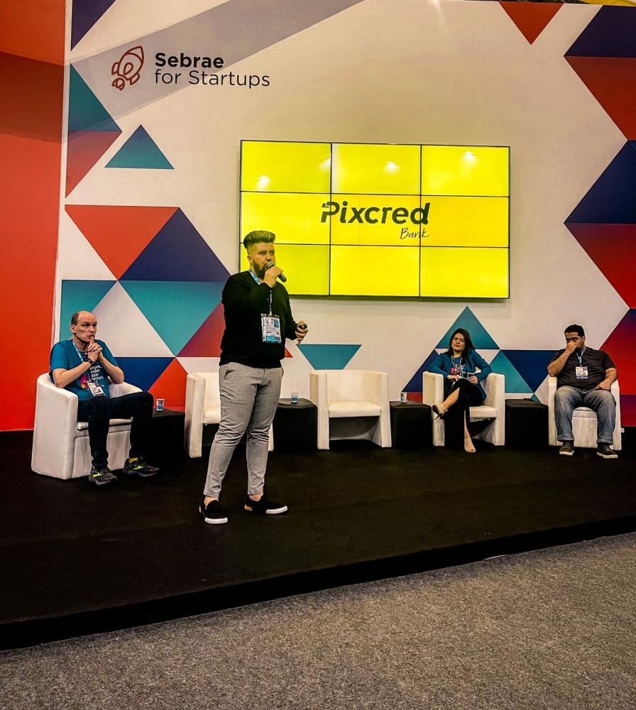 LEANDRO COLHADO, CRIADOR DO PIXCRED