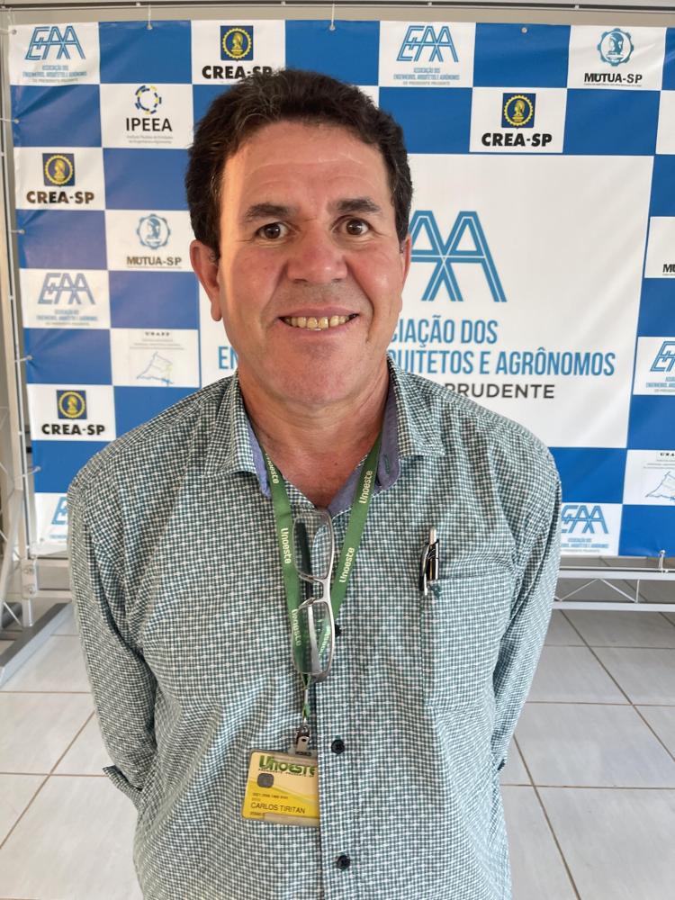 PROFESSOR CARLOS TIRITAN, PRESIDENTE DA ASSOCIAÇÃO DOS ENGENHEIROS, ARQUITETOS E AGRÔNOMOS
