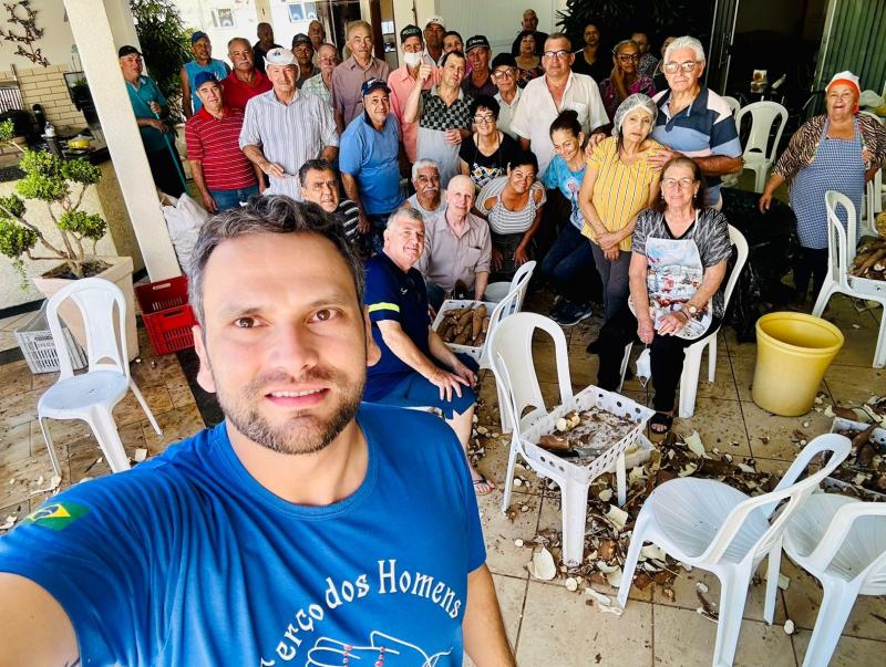 Manhã contou inclusive com as bênçãos do padre Helitom Bigas da Silva, da Paróquia de Pirapozinho