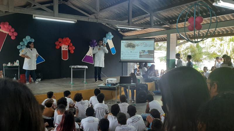 1ª Feira de Ciências da Escola Fátima Falcon ocorreu na manhã desta sexta, em Prudente