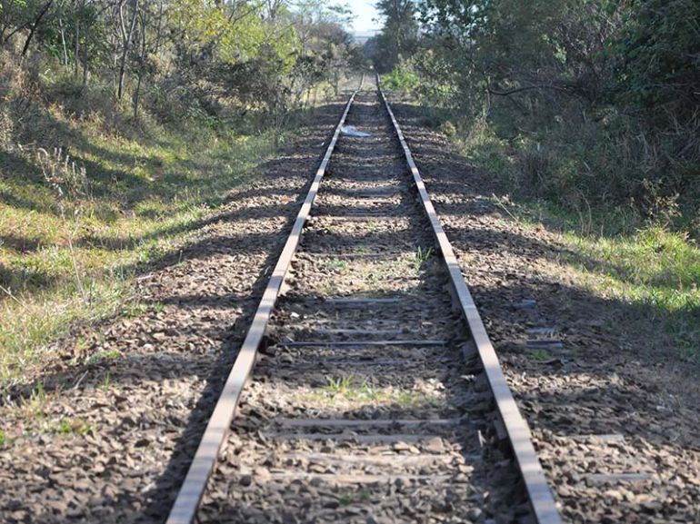 PL tem como objetivo reativar a malha ferroviária que está abandonada ou subutilizada
