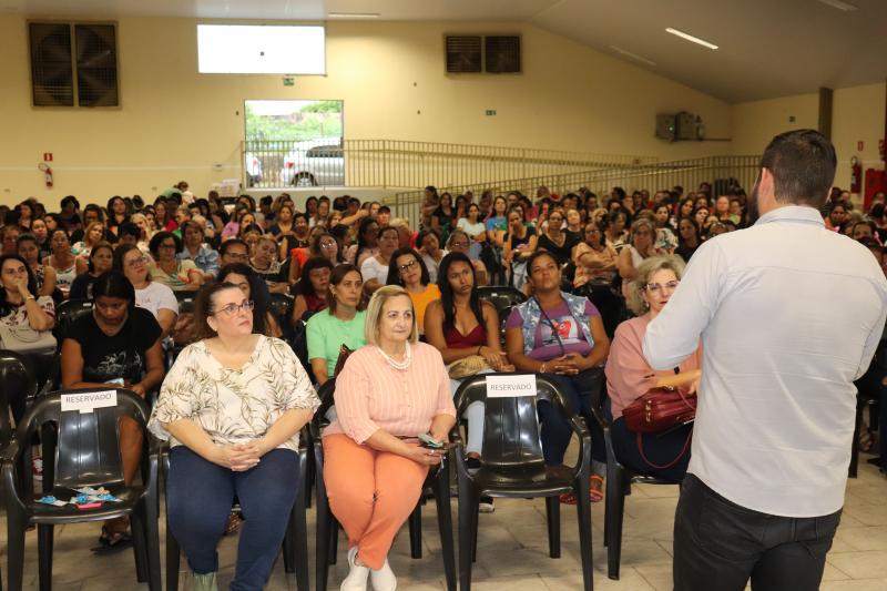 Divisão Municipal de Educação de Pirapozinho realiza reunião de acolhimento para marcar início do ano letivo 2023