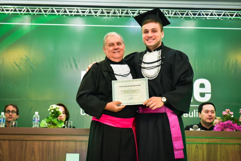 Mateus Borri Cadete: melhor aluno do curso de Ciências Contábeis da 50ª turma da Faculdade de Ciências Humanas e Sociais Aplicadas da Unoeste