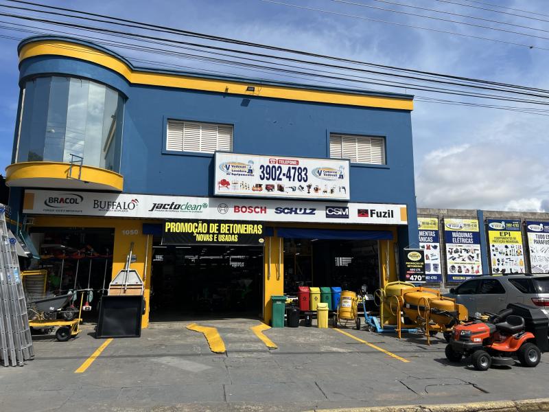 SEDE DA COMERCIAL VEDOVATI, NA RUA MAJOR FELICIO TARABAI, 1050