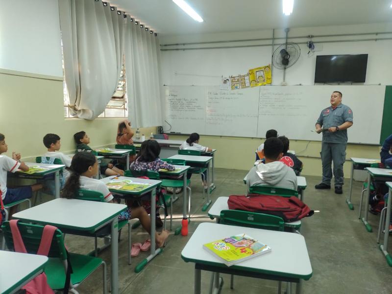 Programa Bombeiro na Escola deve atender em Prudente cerca de 1,9 mil alunos