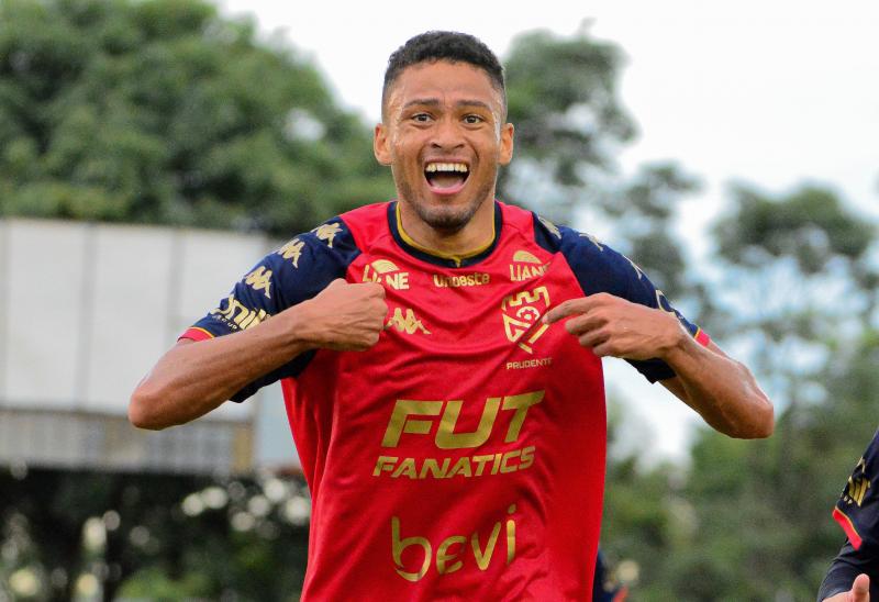 Atacante Elias quebrou a “zica” e marcou seu primeiro gol na temporada na vitória de sábado do Grêmio