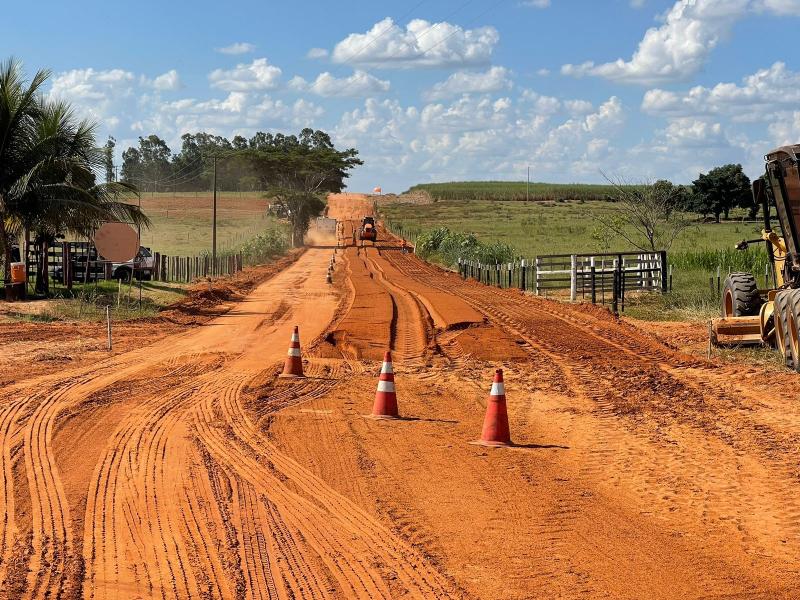 Obra de pavimentação de estrada vicinal em Caiabu tem investimento de R$ 35 milhões