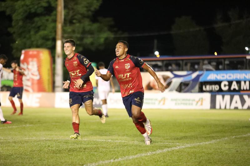 Luquinha anotou o gol da classificação do Carcará no empate por 1 a 1 com o Desportivo Brasil na noite de sábado no Prudentão 