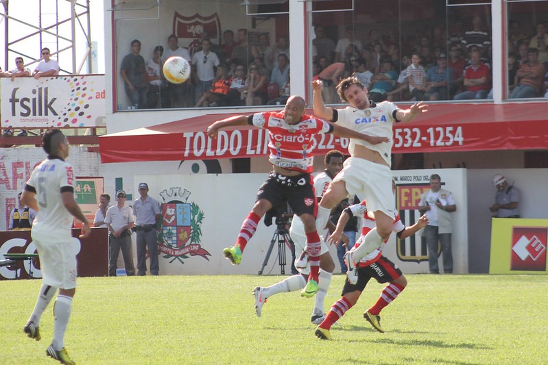 Com a camisa 9 do time de Lins, Sales disputou o Paulistão 2013, e chegou a marcar gol na vitória por 2 a 1 contra o Corinthians, pela 18ª rodada da 1ª fase do estadual