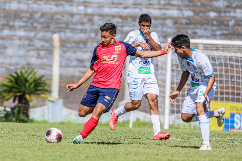 No Sub-17, Grêmio venceu MAC por 2 a 1 pela 6ª rodada do Paulista; Rafinha (foto) marcou o segundo 