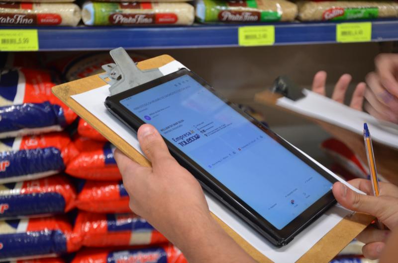 Pesquisa foi realizada em sete supermercados da cidade no dia 26 de maio
