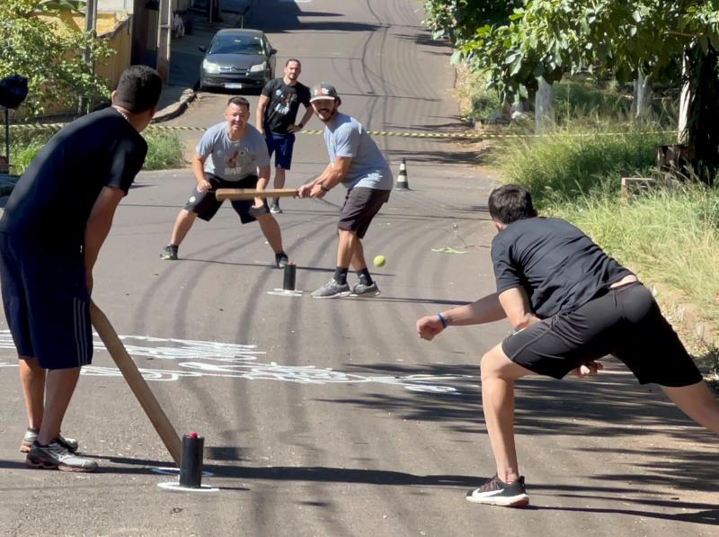 Amigos do Jardim das Rosas resgatam o jogo de bets